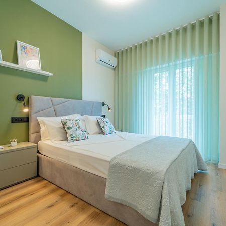 Casa Flores - 2 Bedroom, Lift, Ac, Car Parking - Extra OOporto Exteriör bild