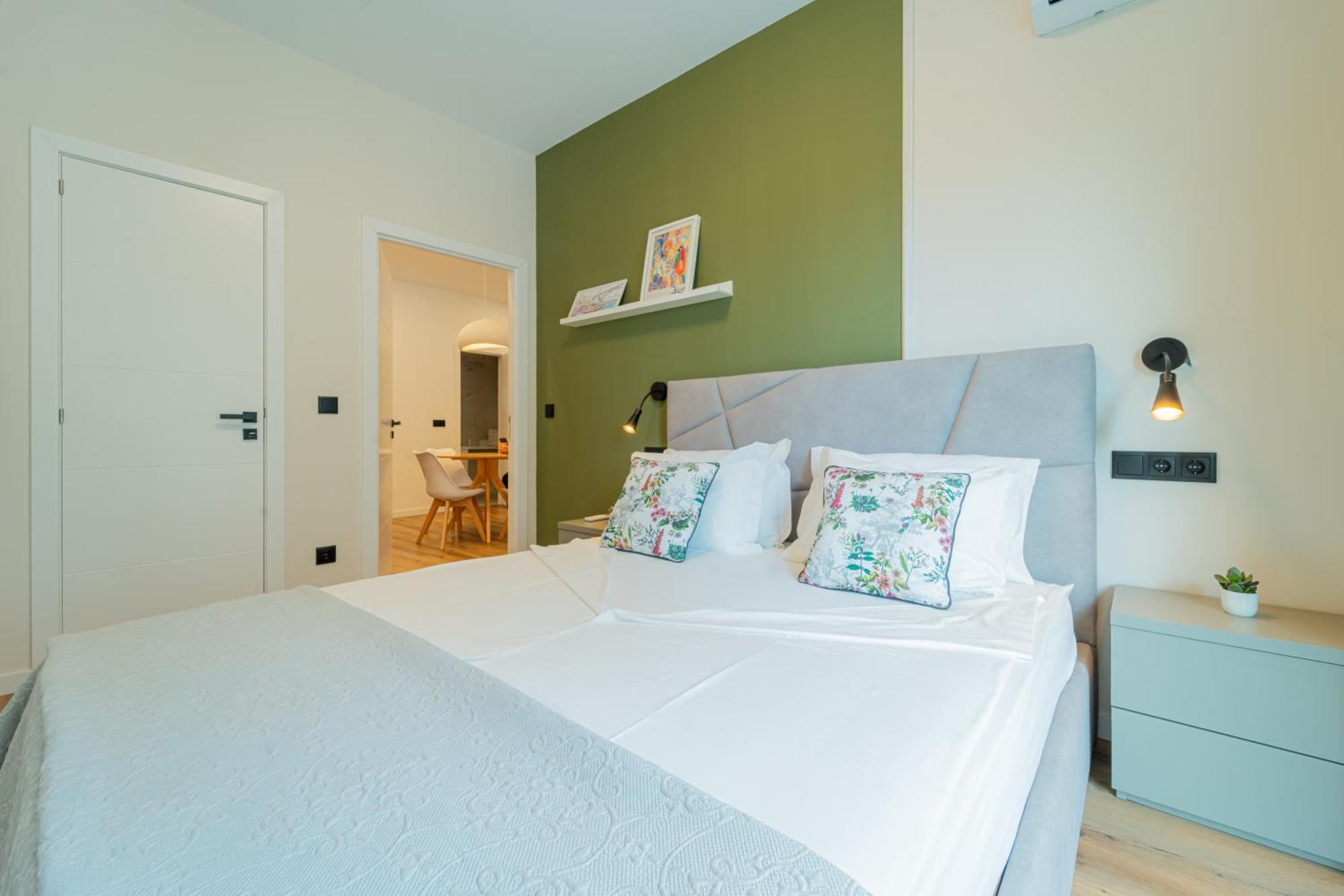 Casa Flores - 2 Bedroom, Lift, Ac, Car Parking - Extra OOporto Exteriör bild